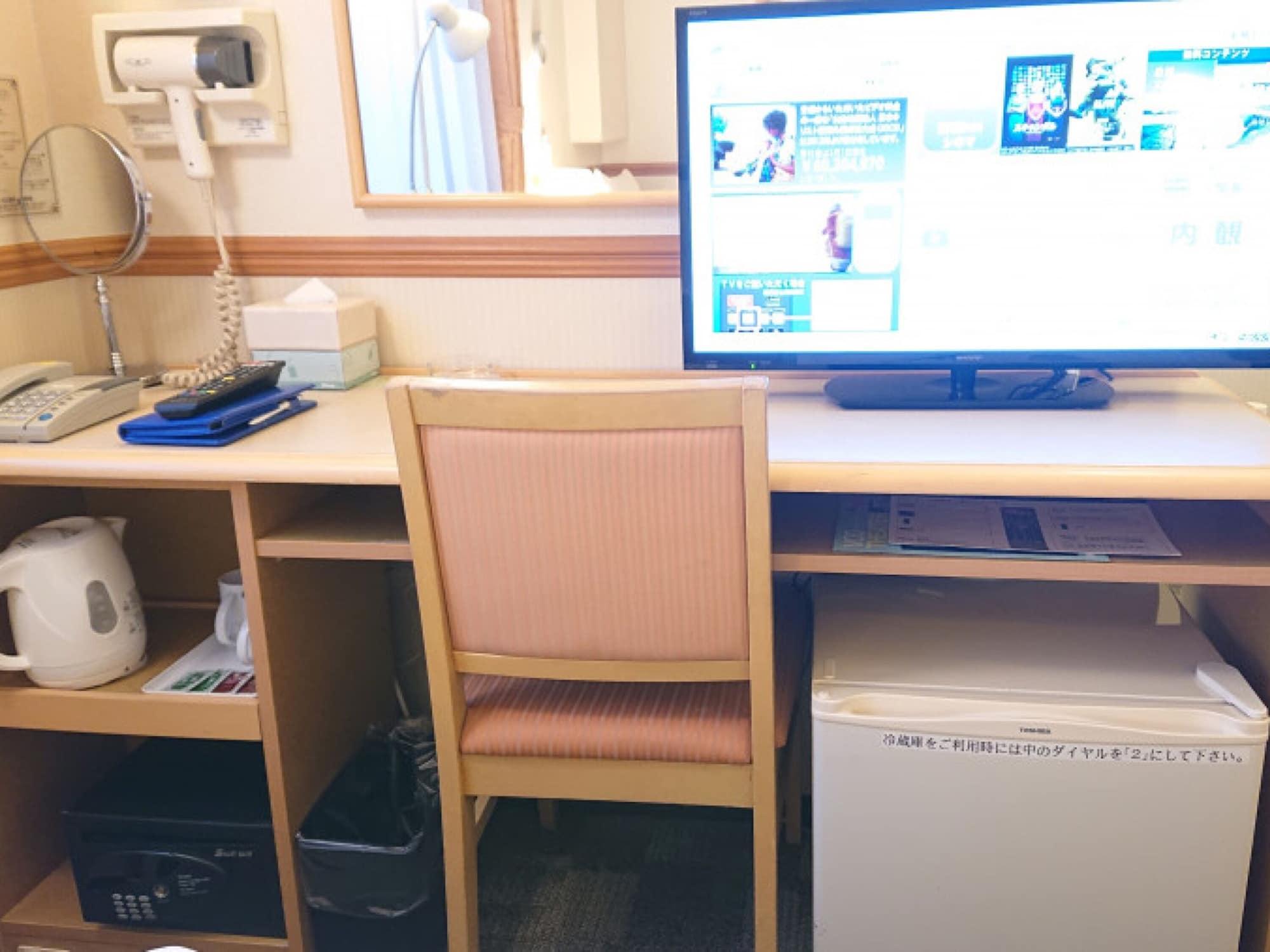 Toyoko Inn Tokyo Eki Shin Ohashi Mae Exteriör bild