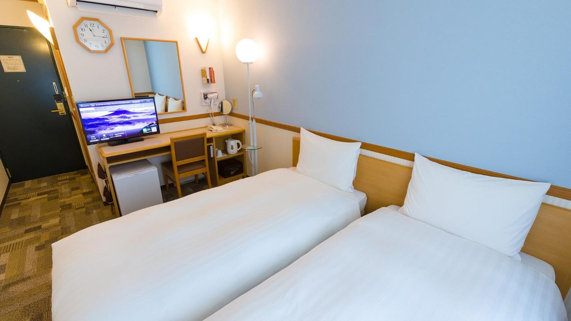 Toyoko Inn Tokyo Eki Shin Ohashi Mae Rum bild