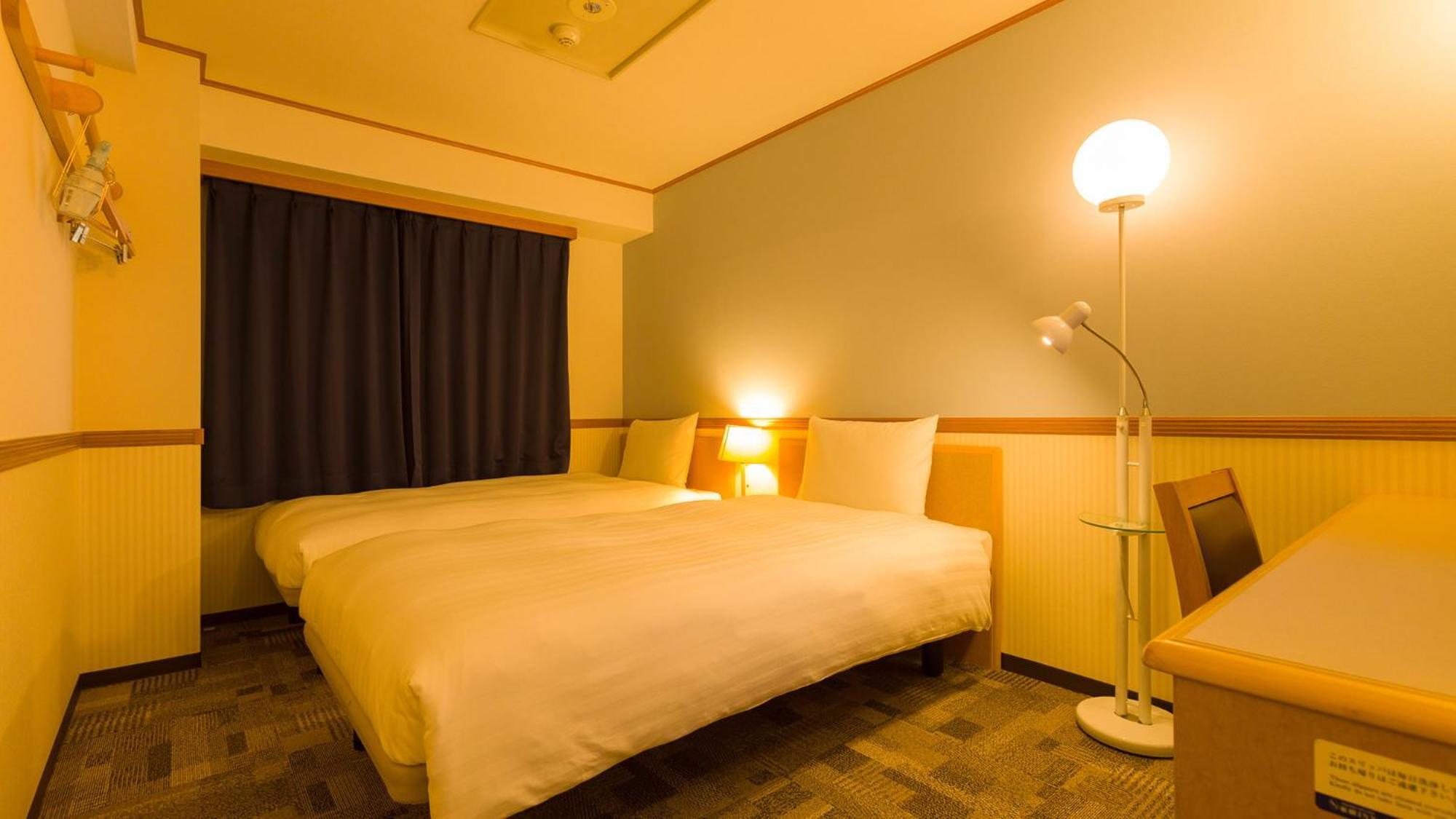 Toyoko Inn Tokyo Eki Shin Ohashi Mae Rum bild