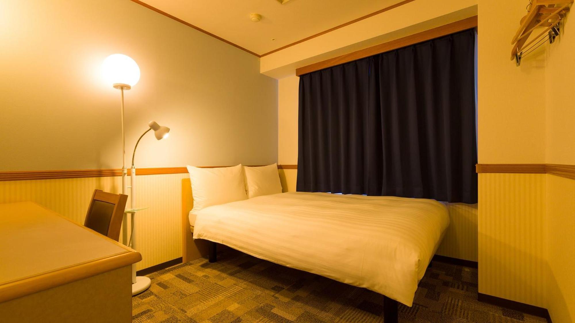 Toyoko Inn Tokyo Eki Shin Ohashi Mae Rum bild