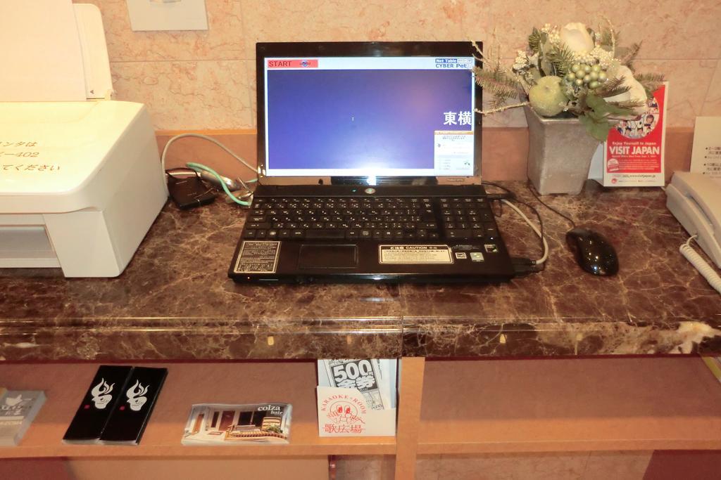 Toyoko Inn Tokyo Eki Shin Ohashi Mae Exteriör bild